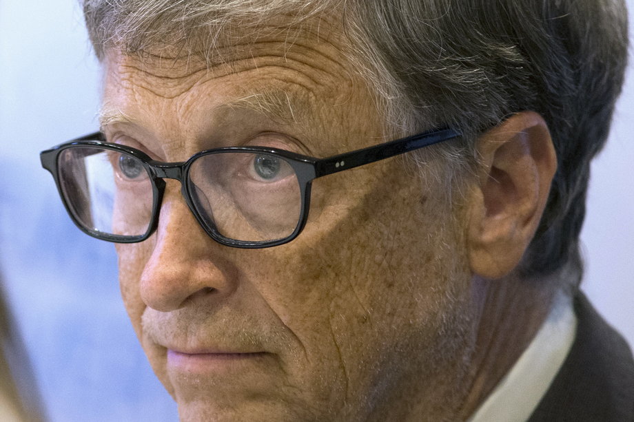 Bill Gates poświęca dużo czasu zarówno na czytanie, jak i myślenie